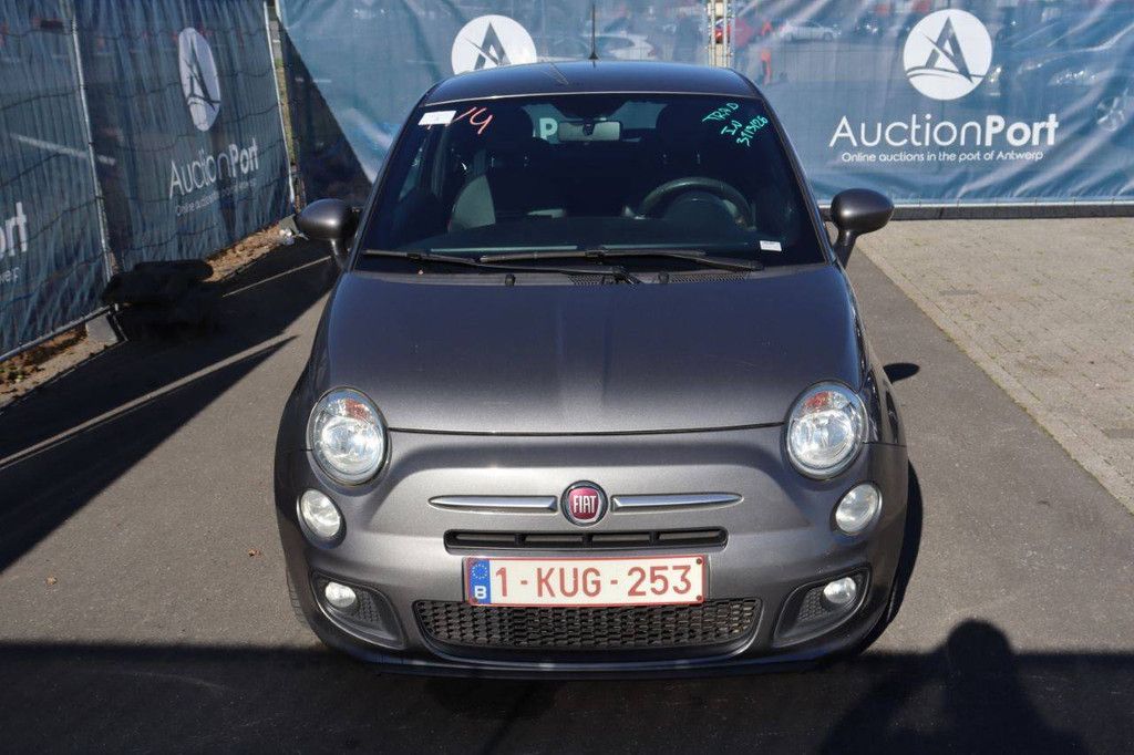 Pkw Fiat 500 Benzin 69 PS 2015 (Marge)