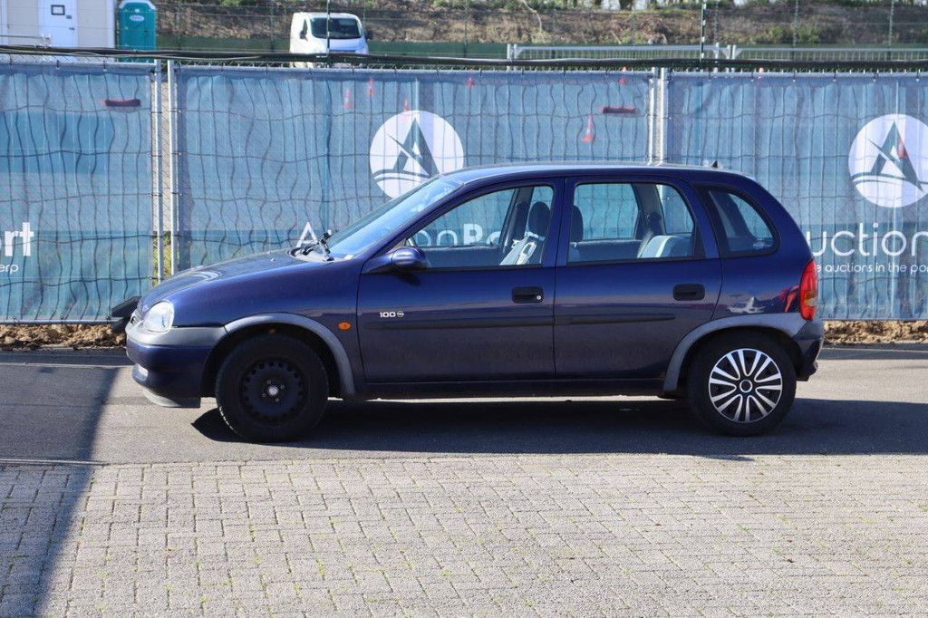 Pkw Opel Corsa Benzin 60 PS 2003 (Margin)