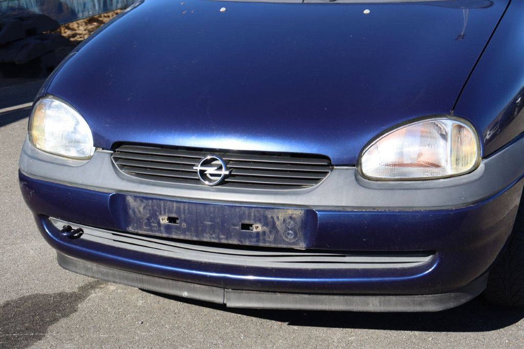 Pkw Opel Corsa Benzin 60 PS 2003 (Margin)