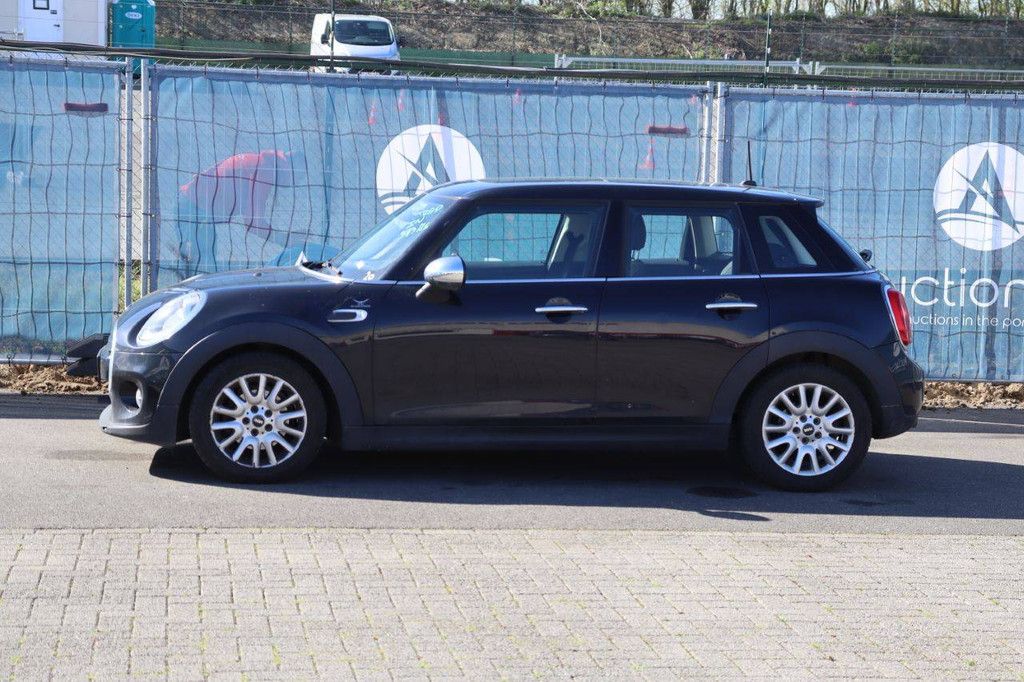 Pkw MINI F55 Diesel 116 PS 2015 (Margin)