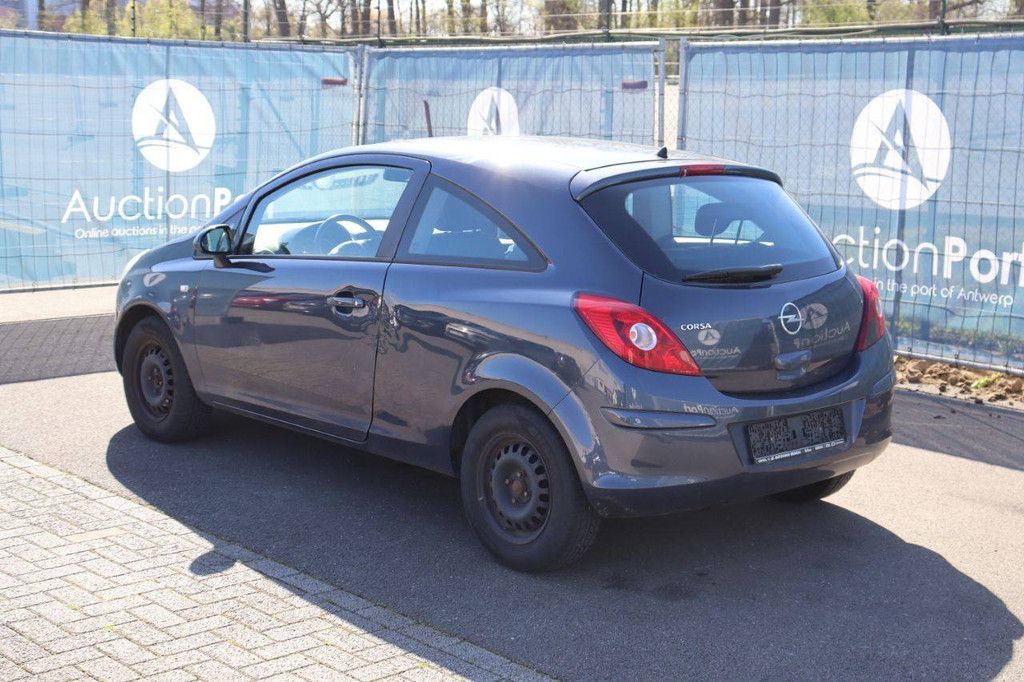 Pkw Opel Corsa Benzin 80 PS 2009 (Margin)