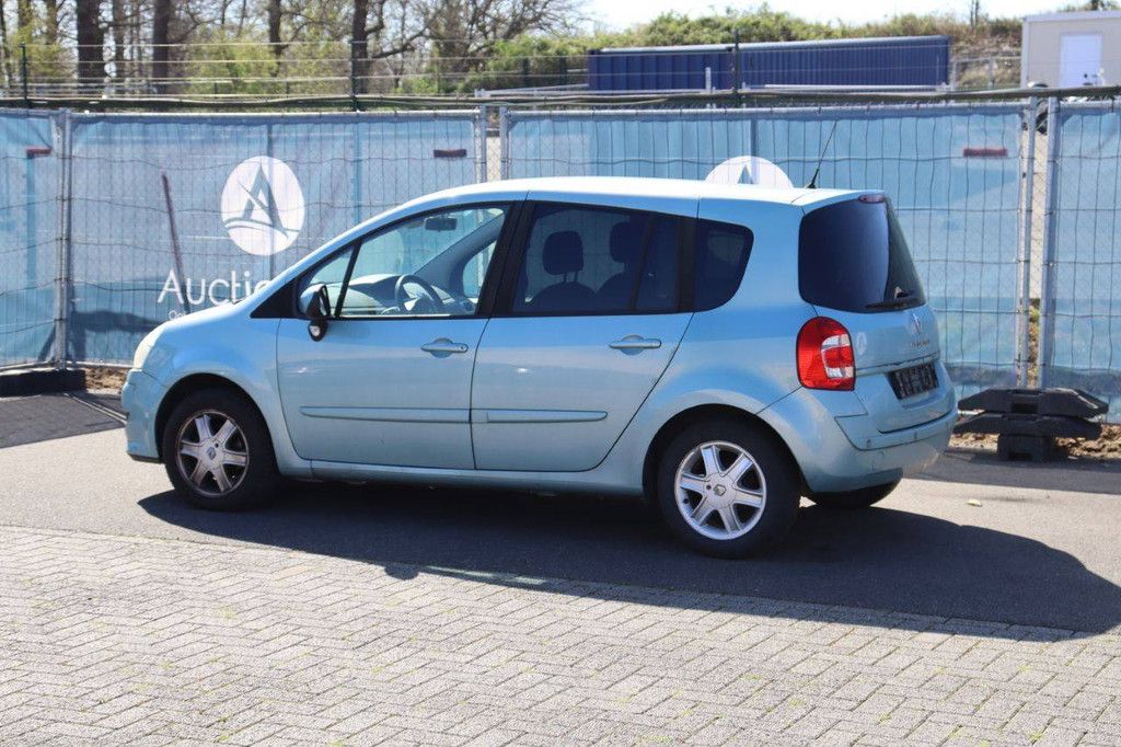 Passenger car Renault Modus Diesel 86hp 2008 (Margin)