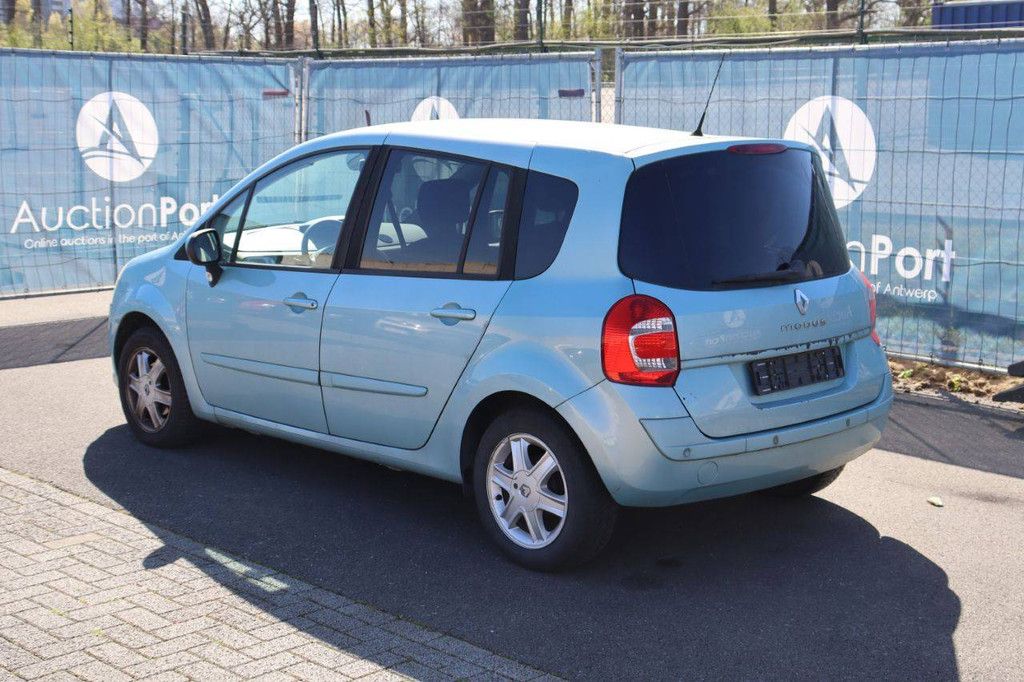 Passenger car Renault Modus Diesel 86hp 2008 (Margin)