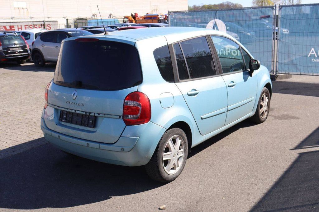 Passenger car Renault Modus Diesel 86hp 2008 (Margin)