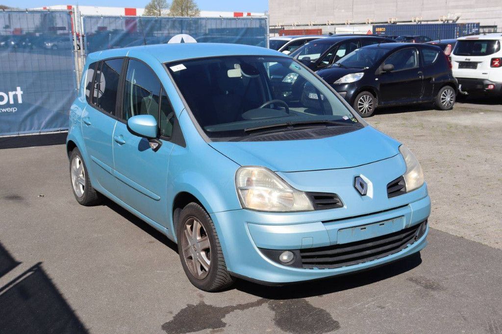 Passenger car Renault Modus Diesel 86hp 2008 (Margin)