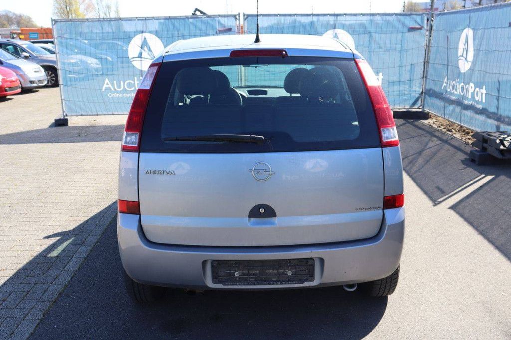Pkw Opel Meriva Benzin 90 PS 2006 (Margin)