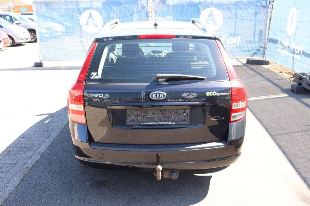 Pkw Kia Ceed Diesel 90 PS 2012 (Margin)