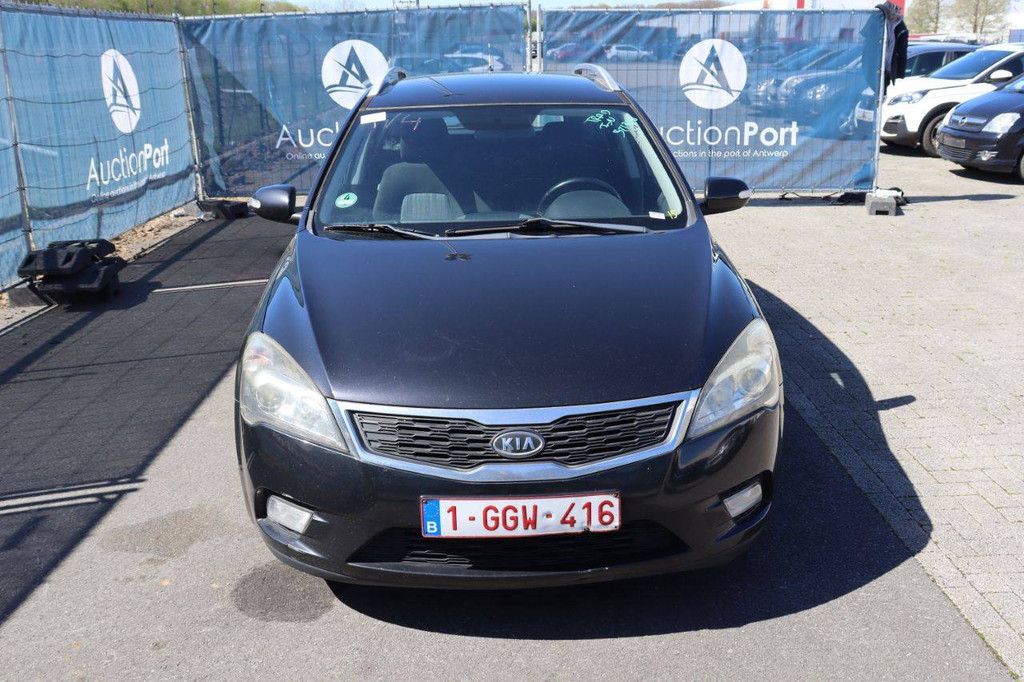 Pkw Kia Ceed Diesel 90 PS 2012 (Margin)