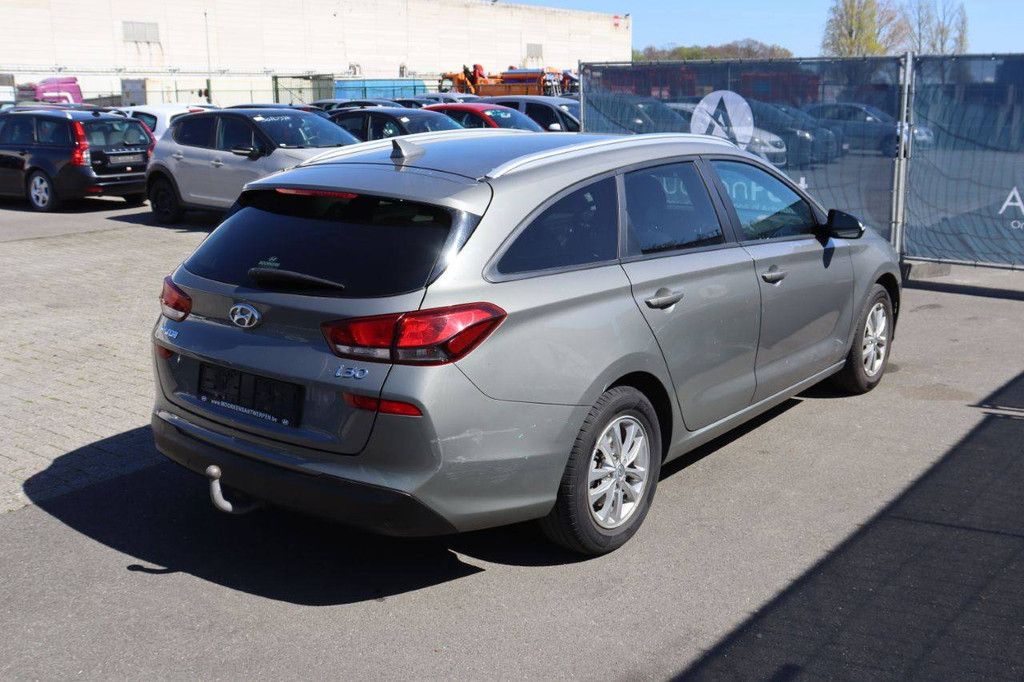 Hyundai I30 Petrol 100hp Passenger Car 2019 (Margin)