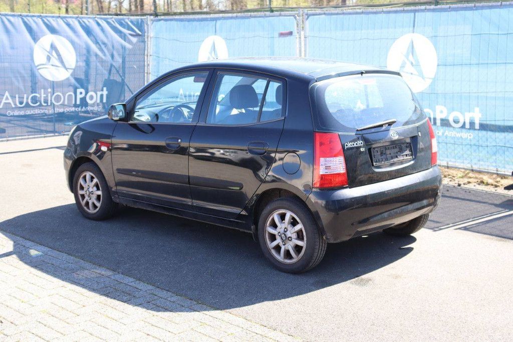 Pkw Kia Picanto Benzin 65 PS 2004 (Marge)