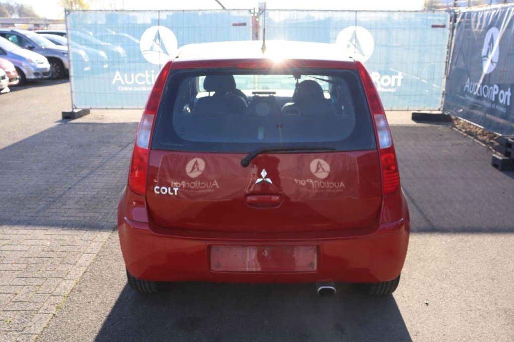 Mitsubishi Colt Petrol 75hp Passenger Car 2006 (Margin)