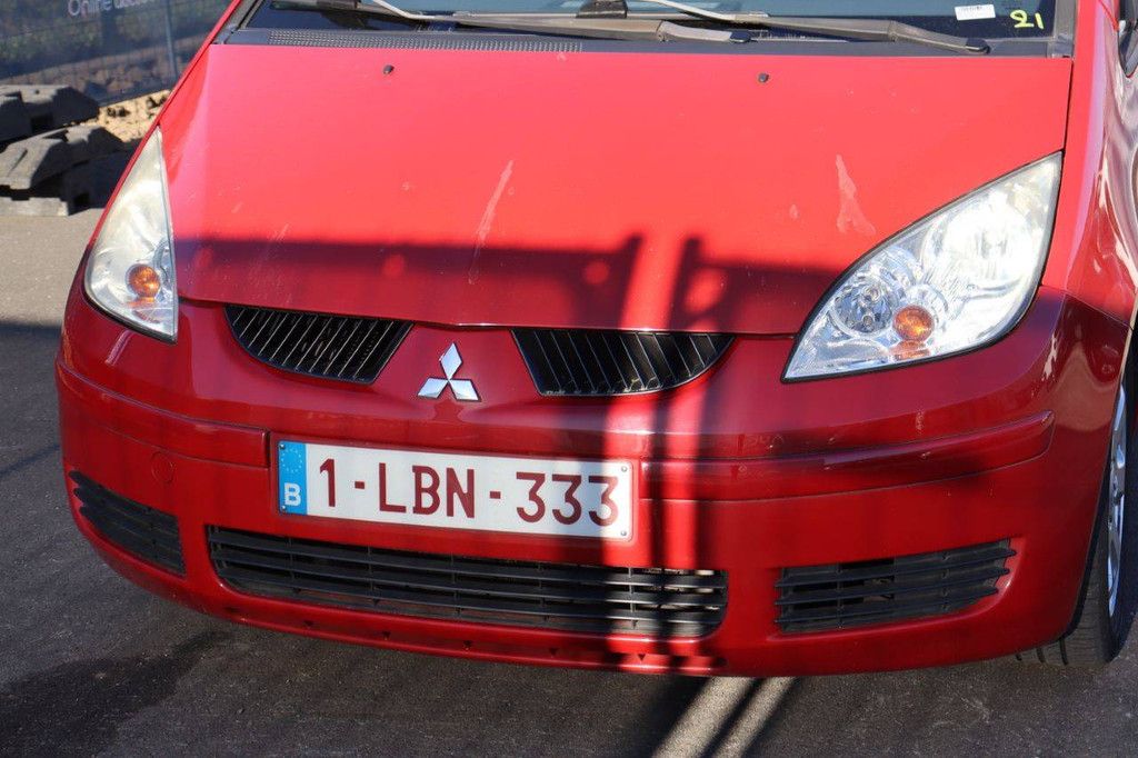 Mitsubishi Colt Petrol 75hp Passenger Car 2006 (Margin)