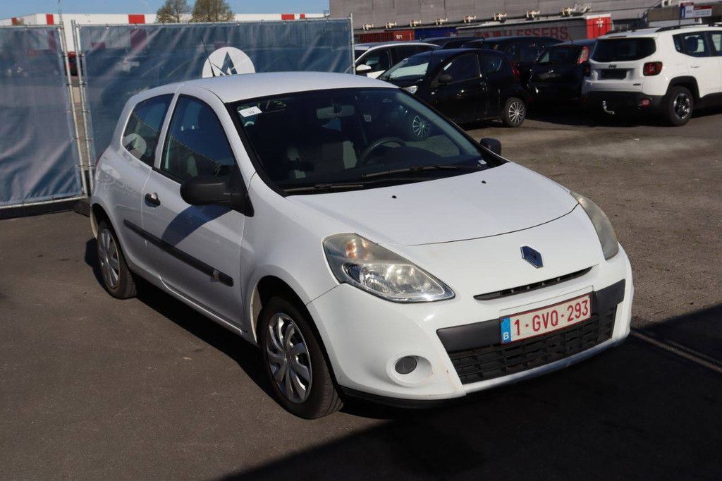 Personenauto Renault Clio Benzine 75pk 2010 (Marge)