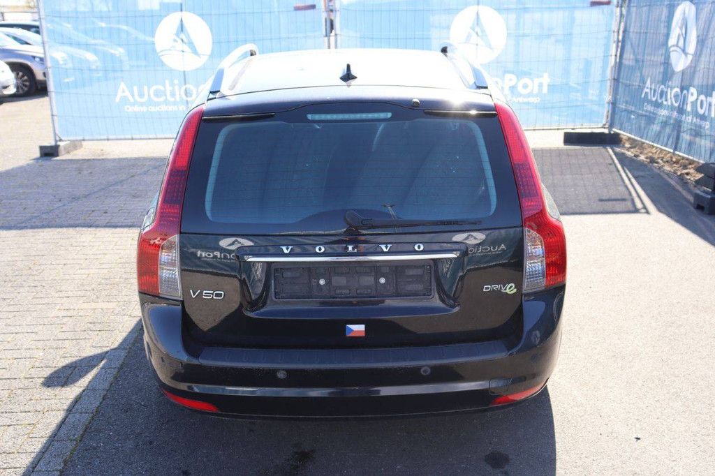 Pkw Volvo V50 Diesel 115 PS 2011 (Margin)