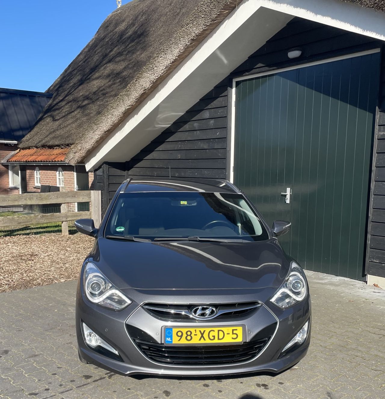 Hyundai i40 Bleu, Airco, Achteruitrijcamera, Touchscreen radio,