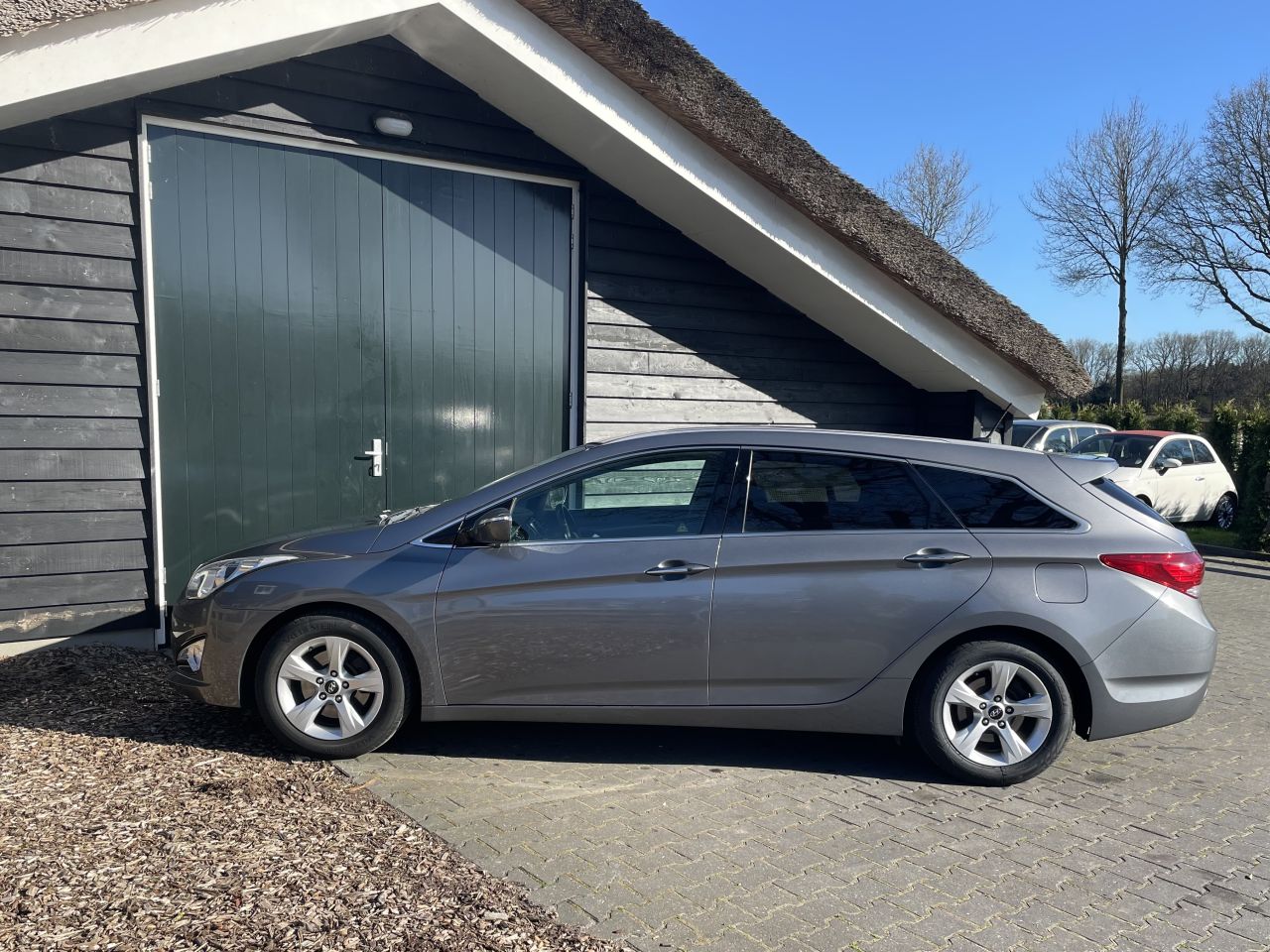 Hyundai i40 Bleu, Airco, Achteruitrijcamera, Touchscreen radio,