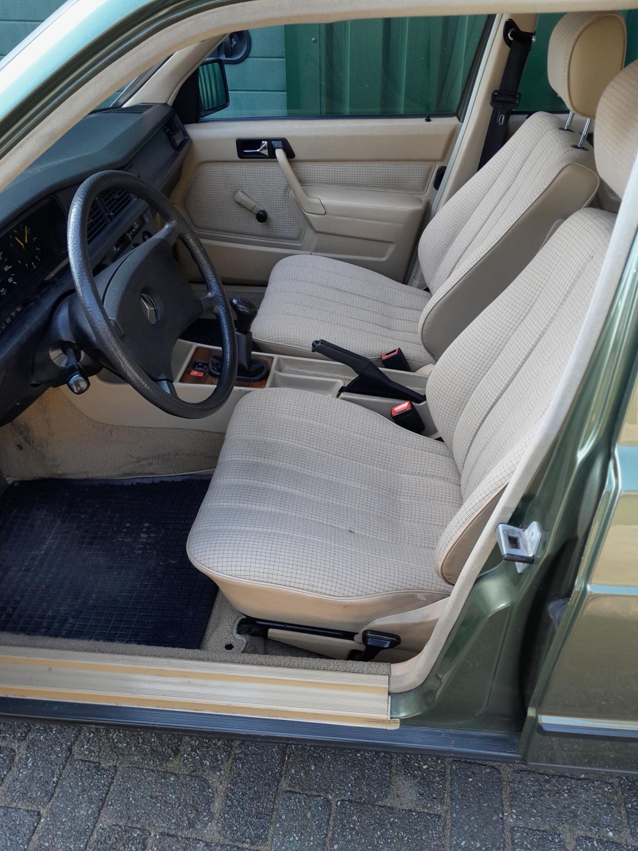 Mercedes 190 2.0 Diesel