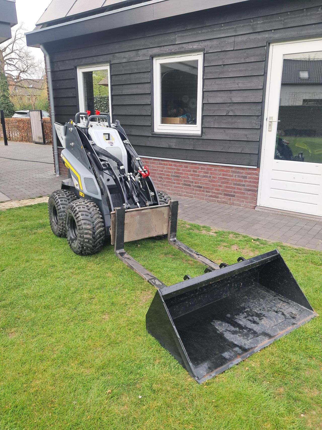 Sherpa Z50 / Demo / 5 uur ! / Giant / Skidster / Kubota / Nieuw