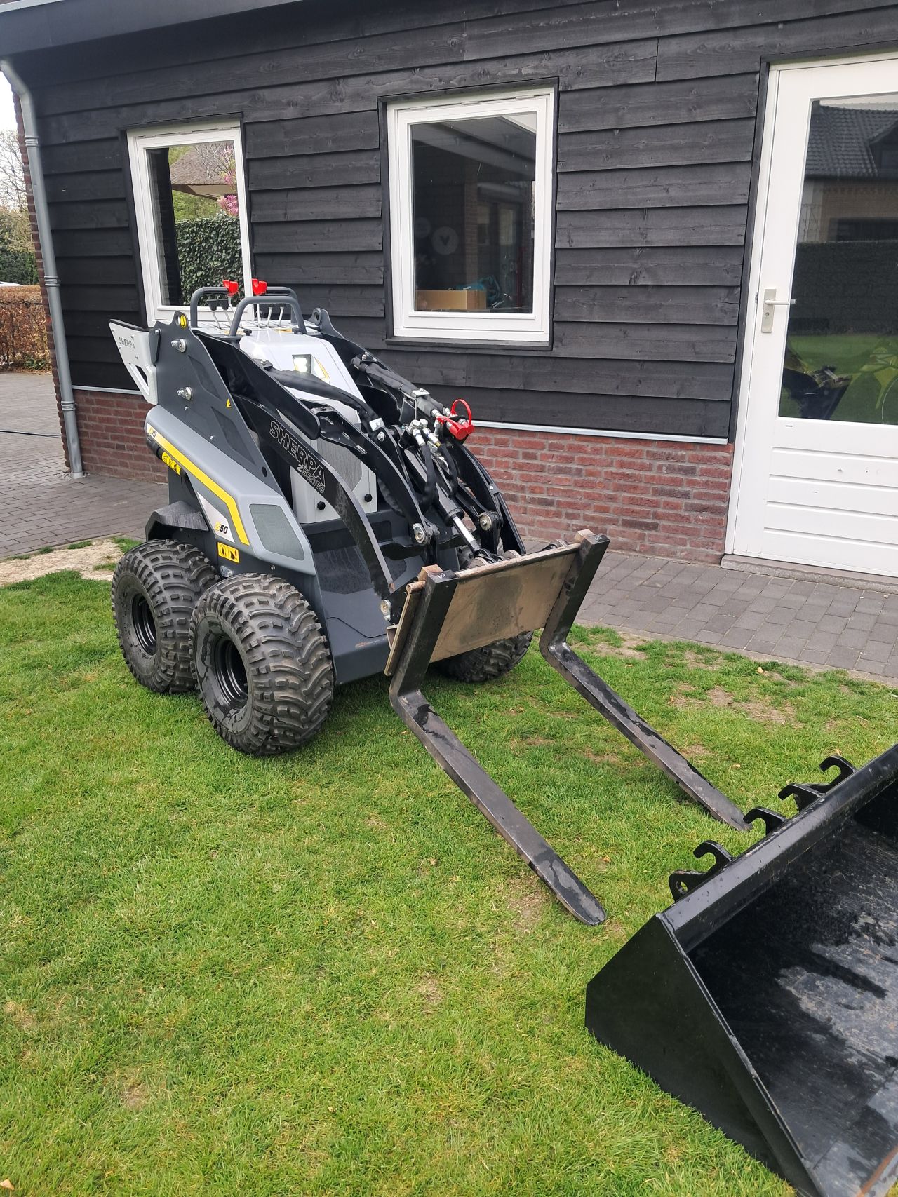 Sherpa Z50 / Demo / 5 uur ! / Giant / Skidster / Kubota / Nieuw