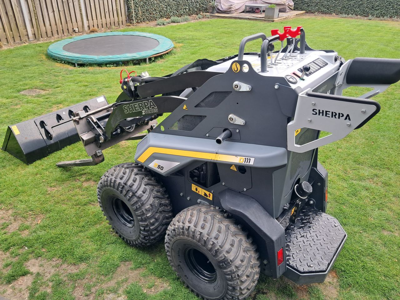 Sherpa Z50 / Demo / 5 uur ! / Giant / Skidster / Kubota / Nieuw