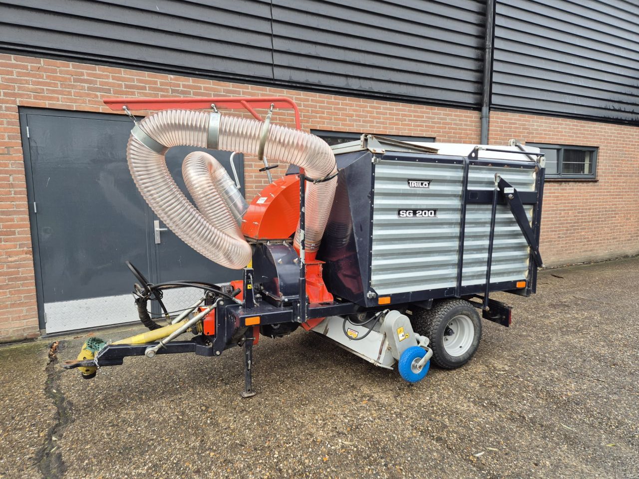 Trilo zuigwagen SG200, Technisch klaargemaakt