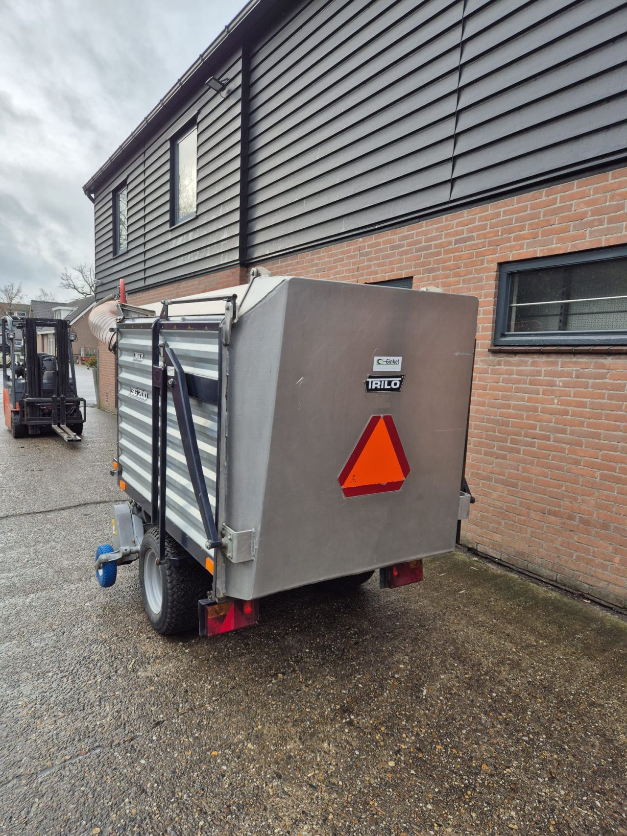 Trilo zuigwagen SG200, Technisch klaargemaakt