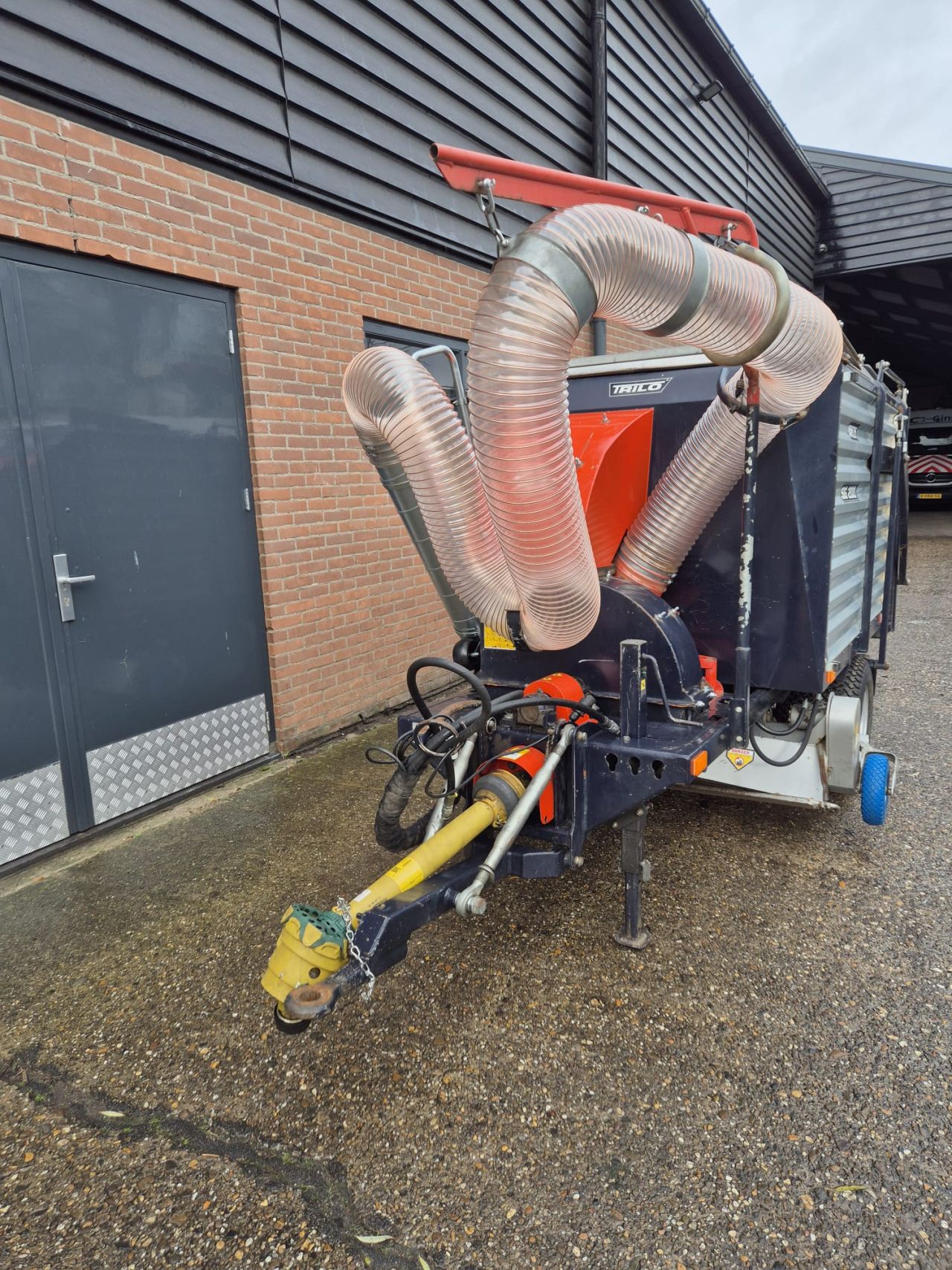 Trilo zuigwagen SG200, Technisch klaargemaakt