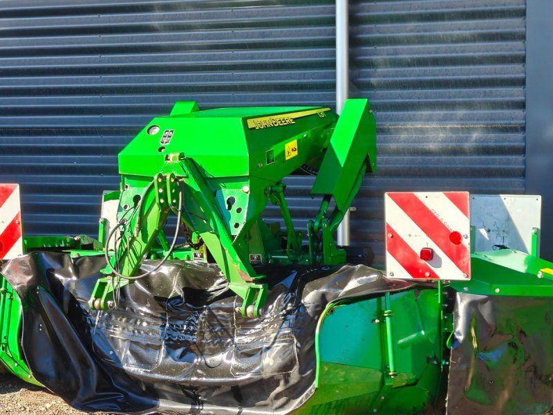 John Deere 131 frontskårlægger
