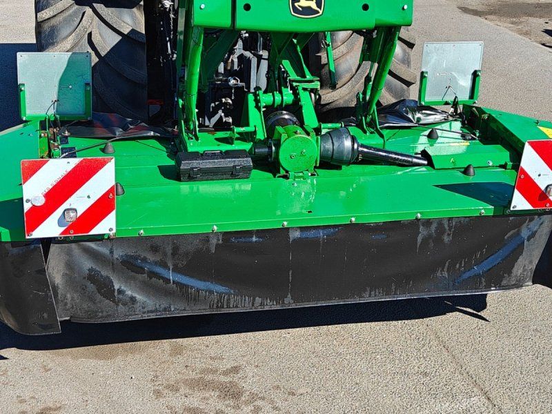 John Deere 131 frontskårlægger