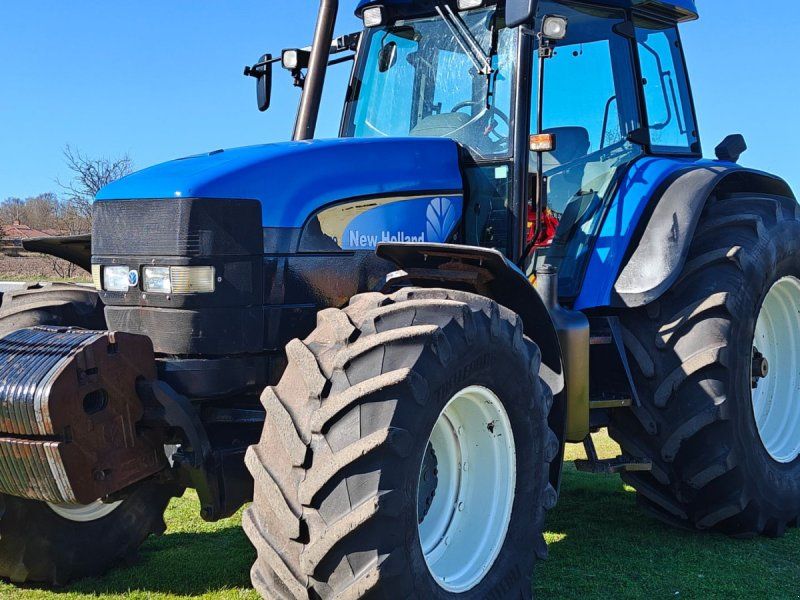 New Holland TM190