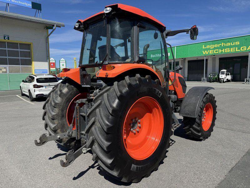 Kubota M 8560