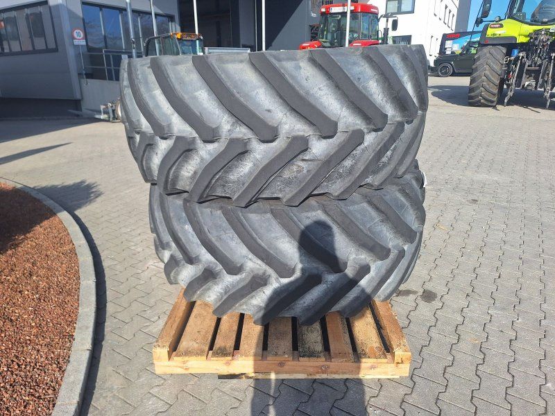 Trelleborg 710/60R42+600/60R30 Kompletträder 4 CVT