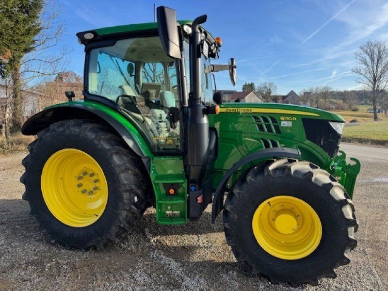 John Deere 6130R