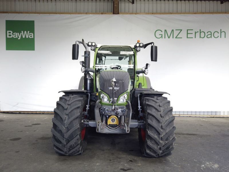 Fendt 724 VARIO S4 PROFI PLUS