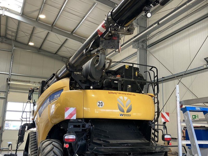 New Holland CR 10.90