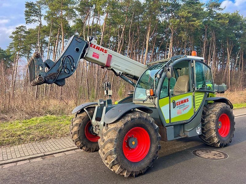 Claas Scorpion 9040   Plus Varipower