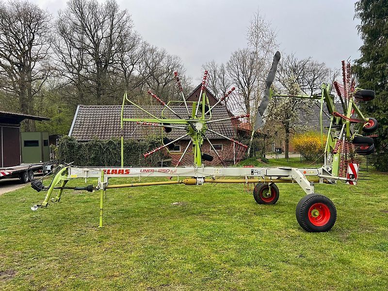 Claas Liner 1250 Profil