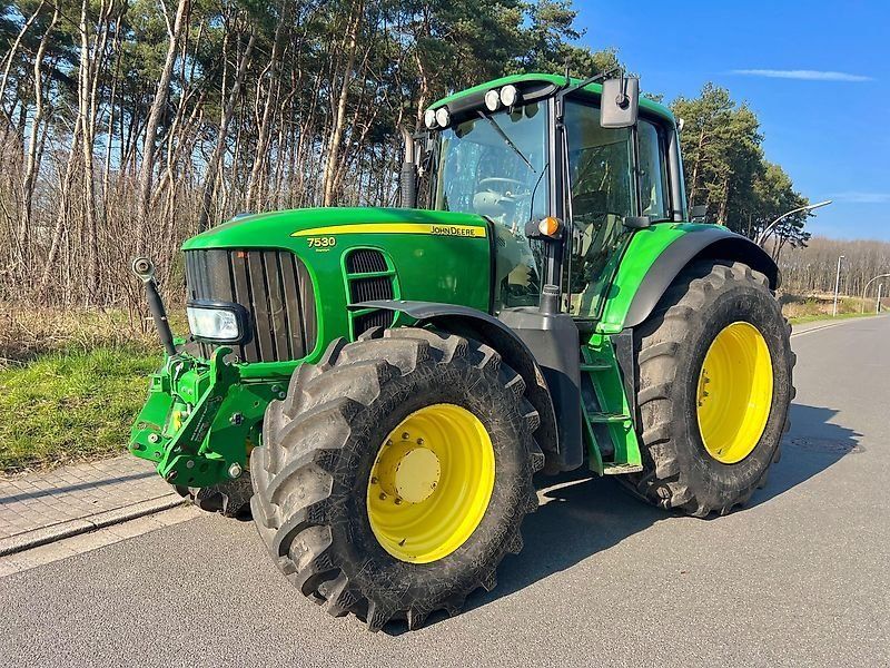 John Deere 7530 Premium **Auto Quad** nur 6150 Betr.-Std.