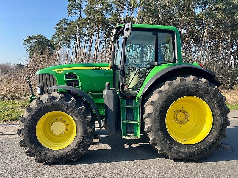 John Deere 7530 Premium **Auto Quad** nur 6150 Betr.-Std.