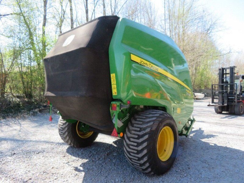 John Deere V451R