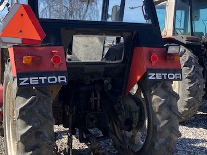 Zetor 6911