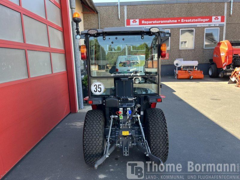 Massey Ferguson 1735 M HC