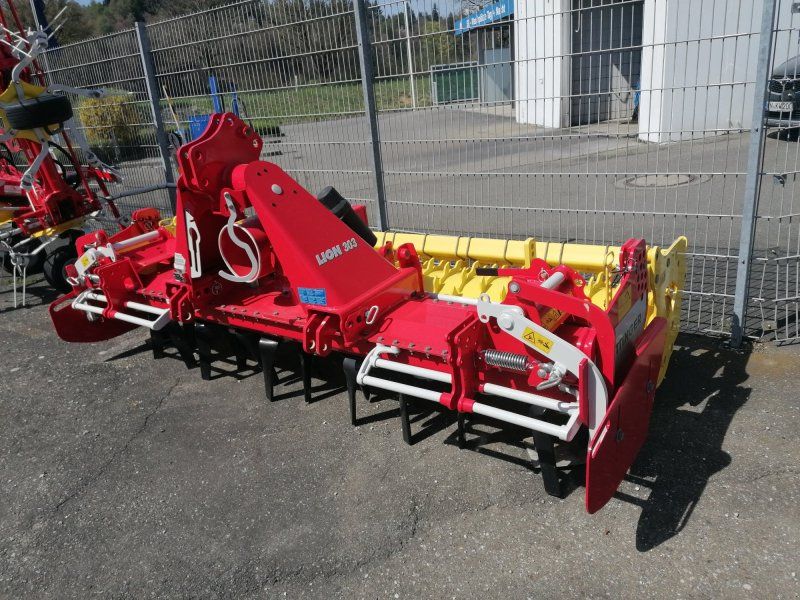 Pöttinger Lion 303 mit Durastar Zinken
