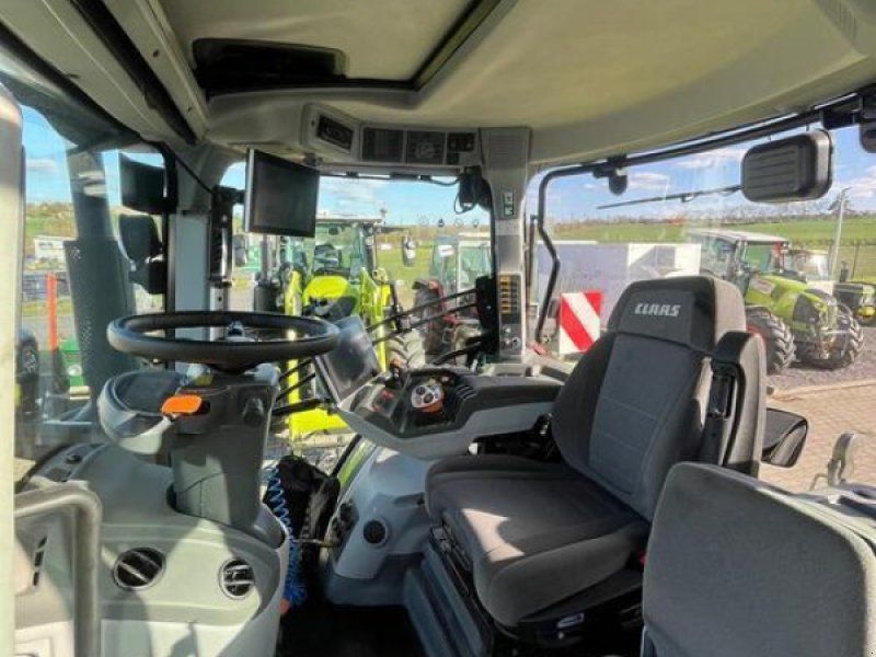 Claas ARION 550 CMATIC CEBIS