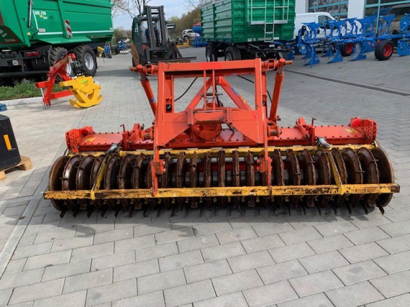 Kuhn HRB 302