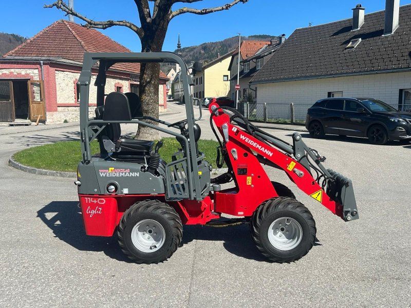 Weidemann 1140 Light