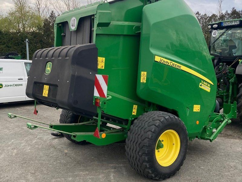 John Deere V461M