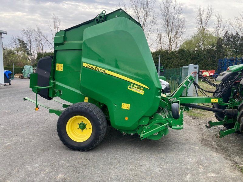 John Deere V461M