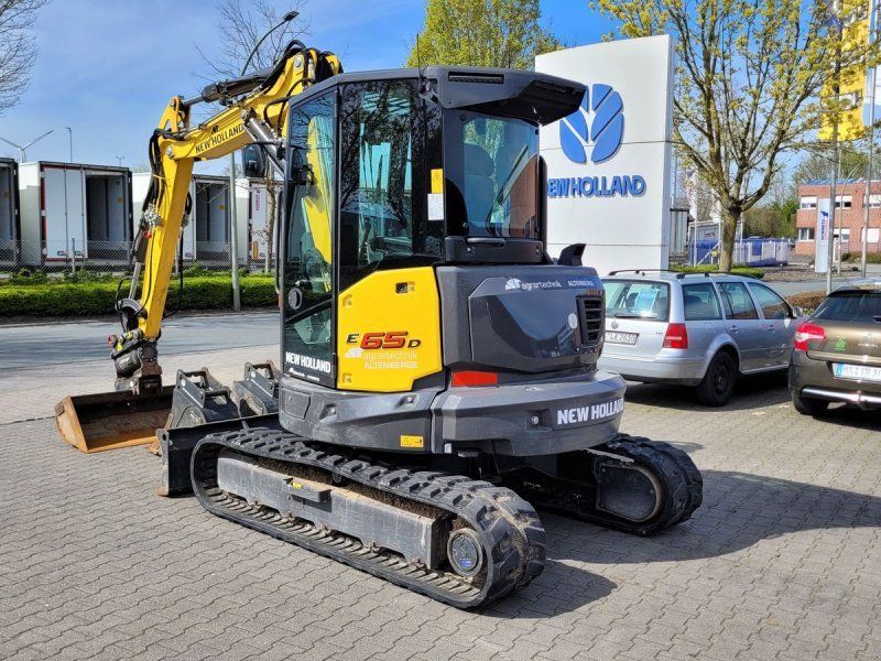 New Holland E65D