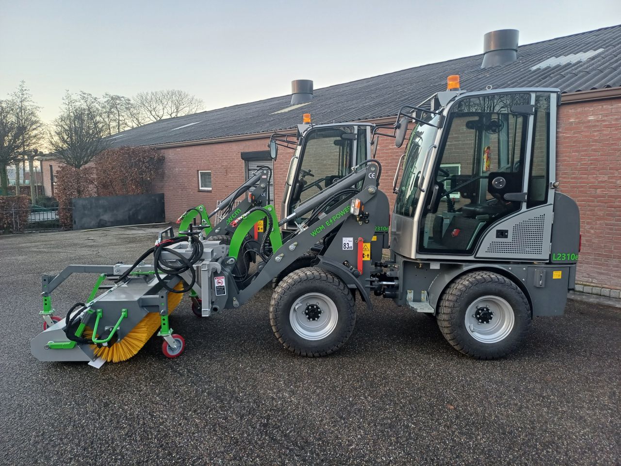 WCM L2310E elektrische minishovel shovel